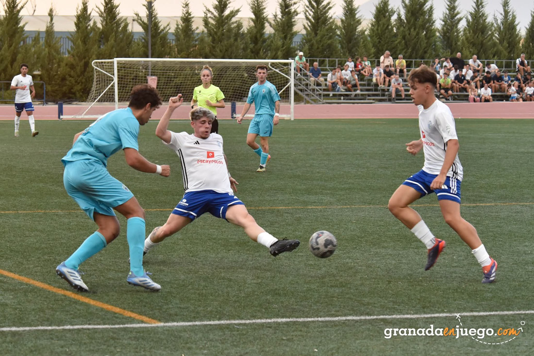 El CD Santa Fe eliminó al Atlético Marbella (JOSÉ M. BALDOMERO)