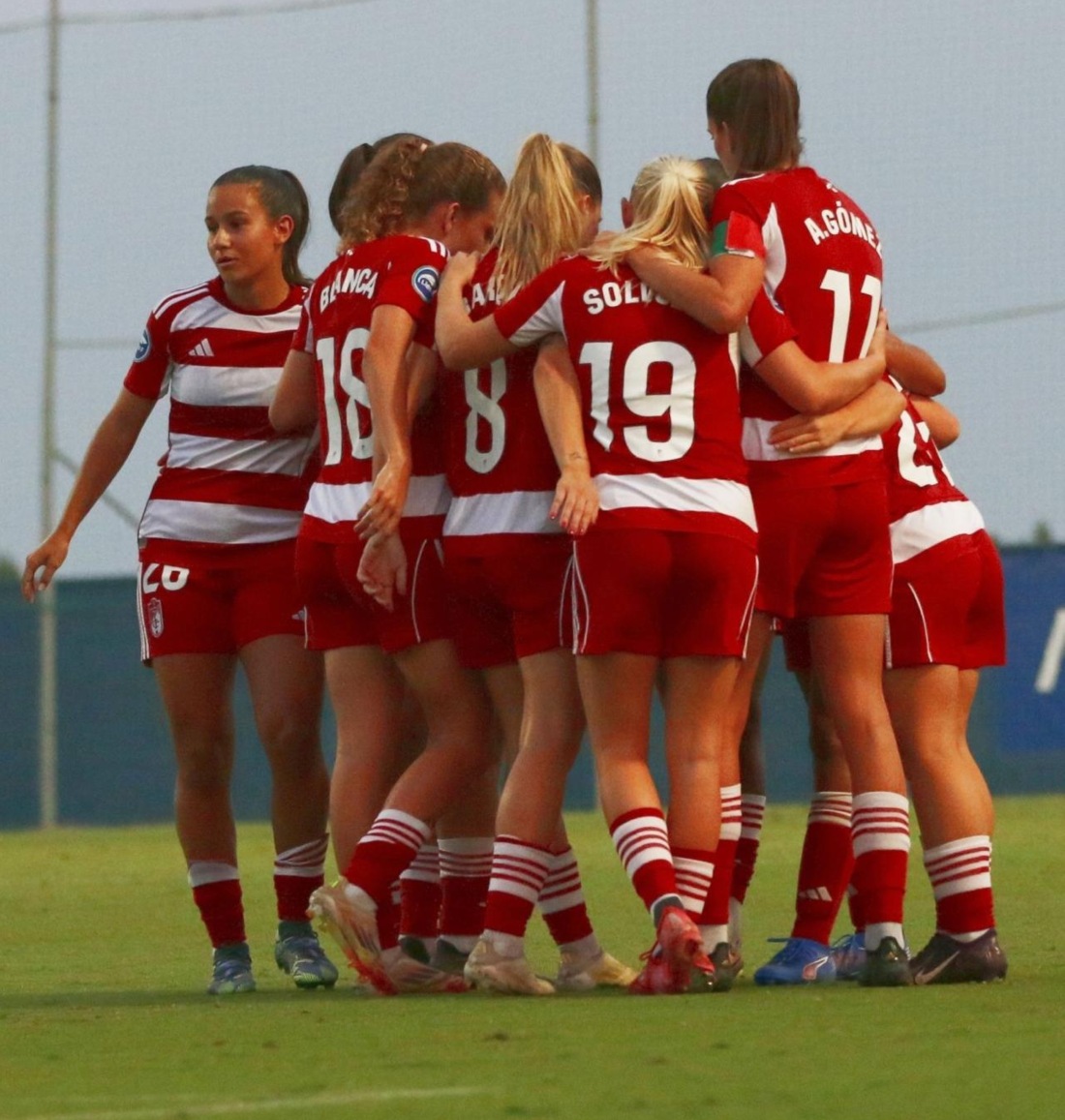 Las de Irene Ferreras quieren estrenarse con victoria (GRANADA CF)