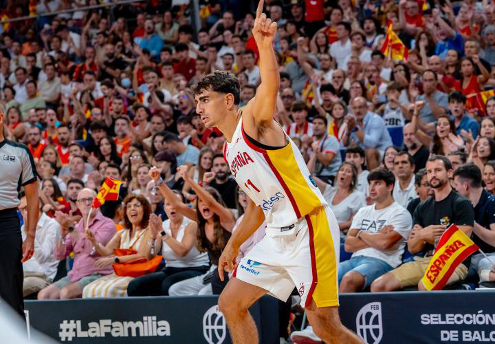 Alvaro Cárdenas ha debutado con la selección española absoluta (ALBERTO NEVADO / FEB)
