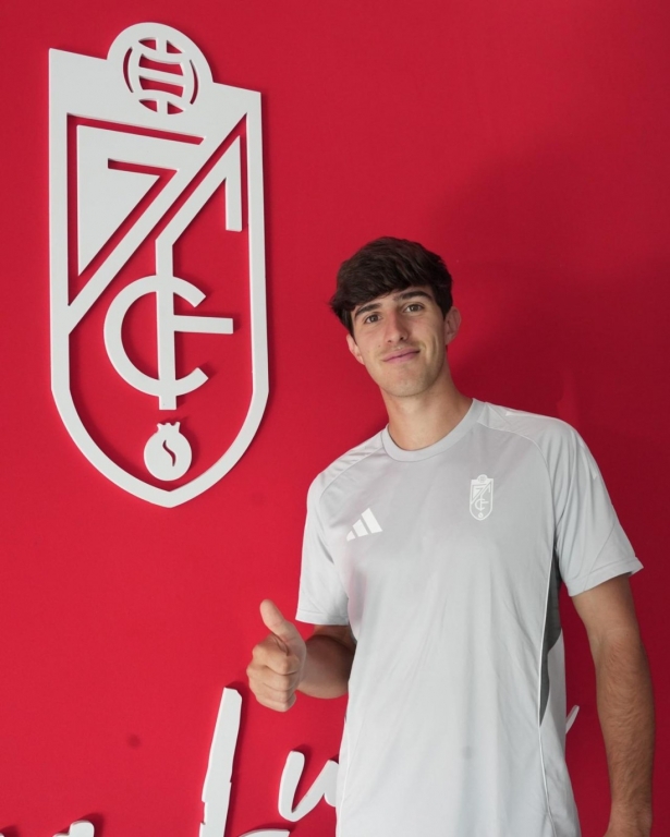 Nuevo refuerzo para el Recreativo (GRANADA CF) Nuevo refuerzo para el Recreativo (GRANADA CF)