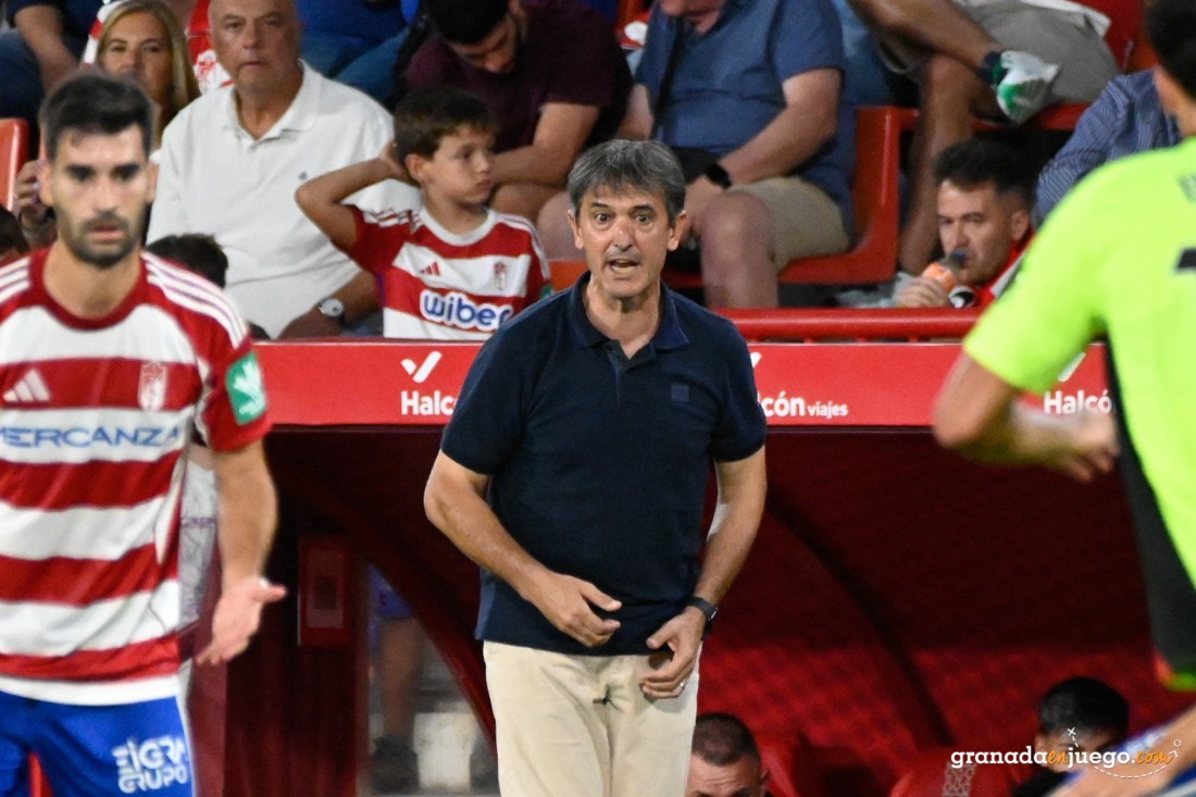 Pacheta ha lamentado los errores del equipo (J.M. BALDOMERO)
