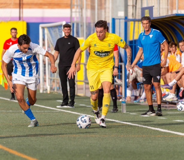 Motril y Huétor Tájar protagonizan en primer derbi andaluz (GRJ) Motril y Huétor Tájar protagonizan en primer derbi andaluz (GRJ)