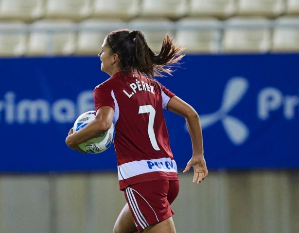 Laura Pérez marcó su primer tanto de la temporada (GRANADA CF) Laura Pérez marcó su primer tanto de la temporada (GRANADA CF)