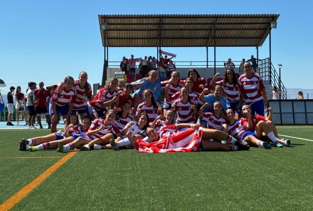 Las rojiblancas han comenzado con fuerza la temporada (GRANADA CF) Las rojiblancas han comenzado con fuerza la temporada (GRANADA CF)