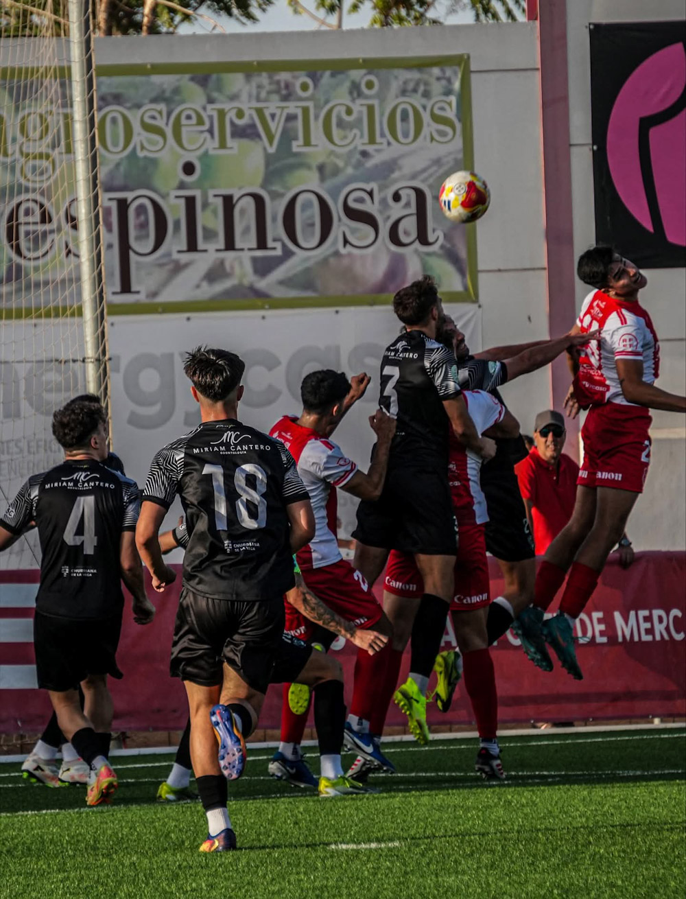 El Churriana se llevó el triunfo del campo del Torreperogil (CHURRIANA CF)