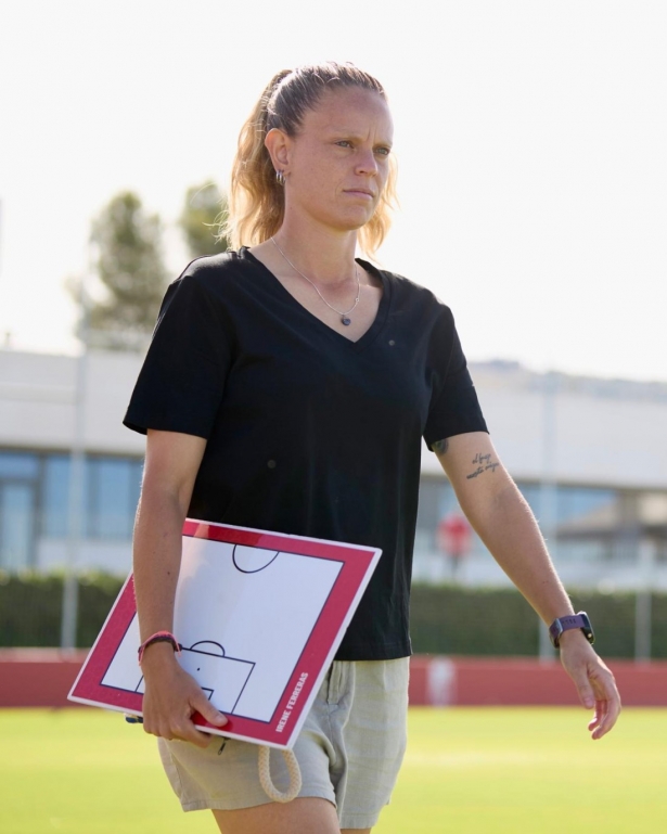 Irene Ferreras terminó satisfecha con su equipo a pesar de la derrota abultada (LIGA F) Irene Ferreras terminó satisfecha con su equipo a pesar de la derrota abultada (LIGA F)