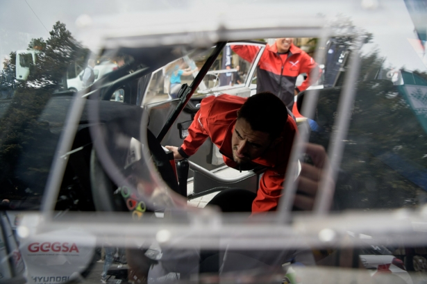 Ahikar Azcona correrá el Rally Ciudad de Granada Ahikar Azcona correrá el Rally Ciudad de Granada