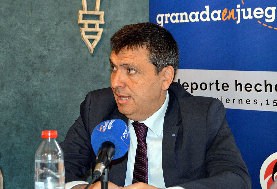 Jorge Iglesias se ha reunido con representantes de Unión Granadinista (J. PALMA)