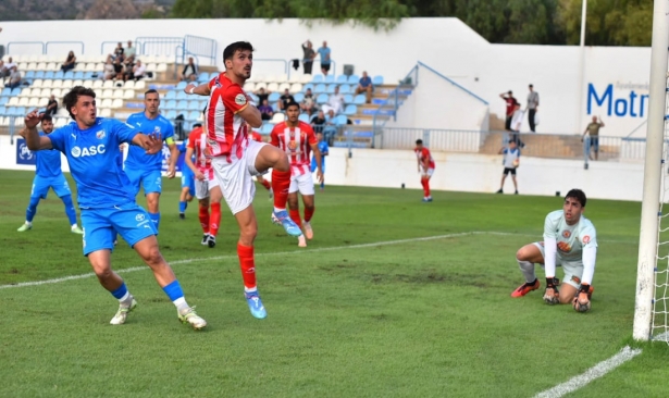 El CF Motril no pudo con el Torredonjimeno (SEMANARIO MUCHO DEPORTE)