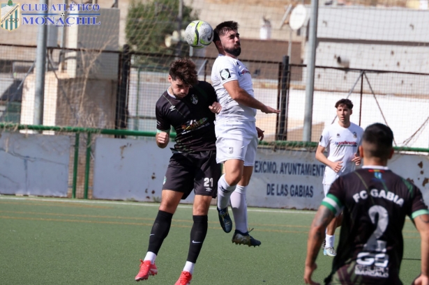El FC Gabias defenderá el liderato en el feudo del Villanueva Mesía (MANU LÓPEZ/ATLÉTICO MONACHIL)