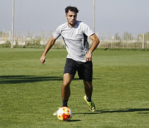 Valenzuela se marcha en busca de minutos (GRANADA CF)