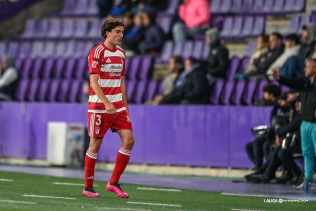 Hormigo acabó expulsado por su acción con Alejo (LALIGA) Hormigo acabó expulsado por su acción con Alejo (LALIGA)