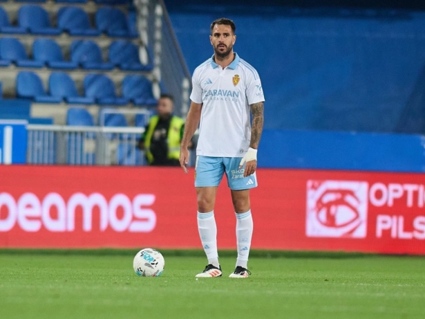 Insua se ha asentado en la defensa del Zaragoza Insua se ha asentado en la defensa del Zaragoza