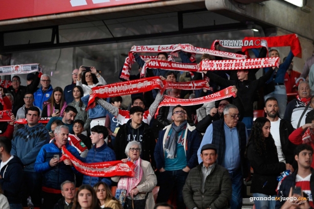 La afición también arropará al equipo en Santander (J.M. BALDOMERO)