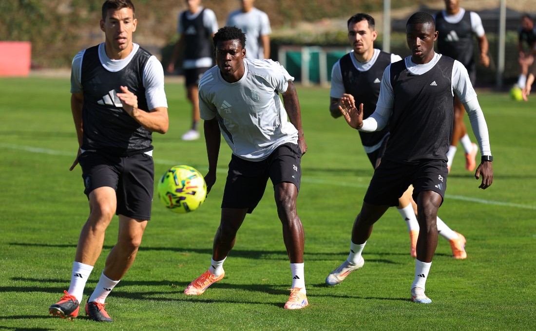 El equipo sigue trabajando con intensidad (J. AZCOYTIA)