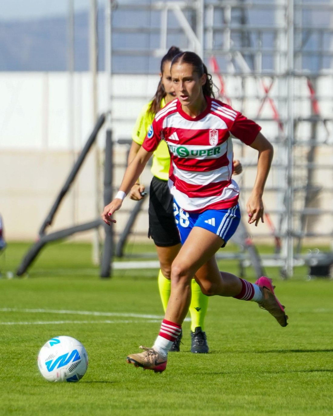 Las rojiblancas intentarán traerse la victoria de Tenerife (GRANADA CF)
