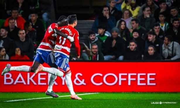 Arnáiz firmó de falta el empate (LALIGA)