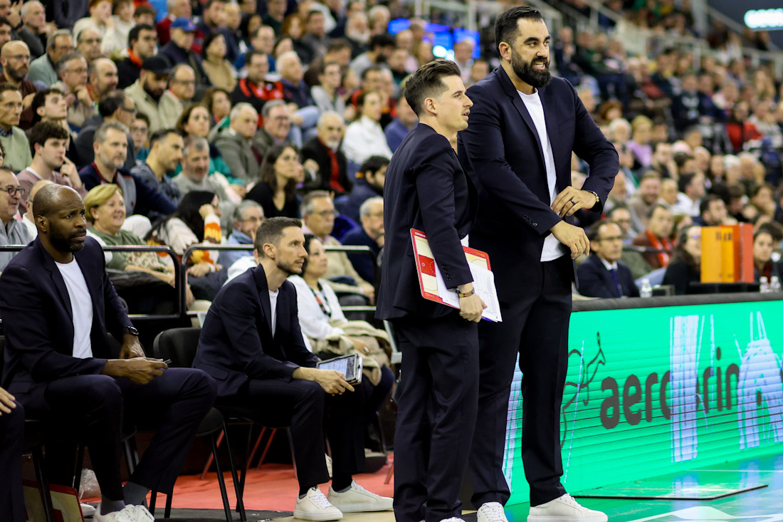 Ramón Díaz durante el partido (GPMEDIA)
