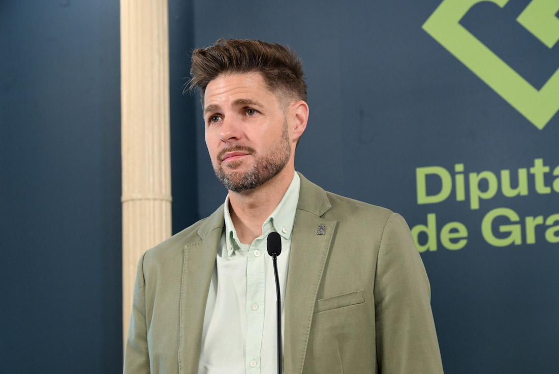 el diputado de Deportes e Instalaciones Deportivas, Eric Escobedo (DIPGRA)