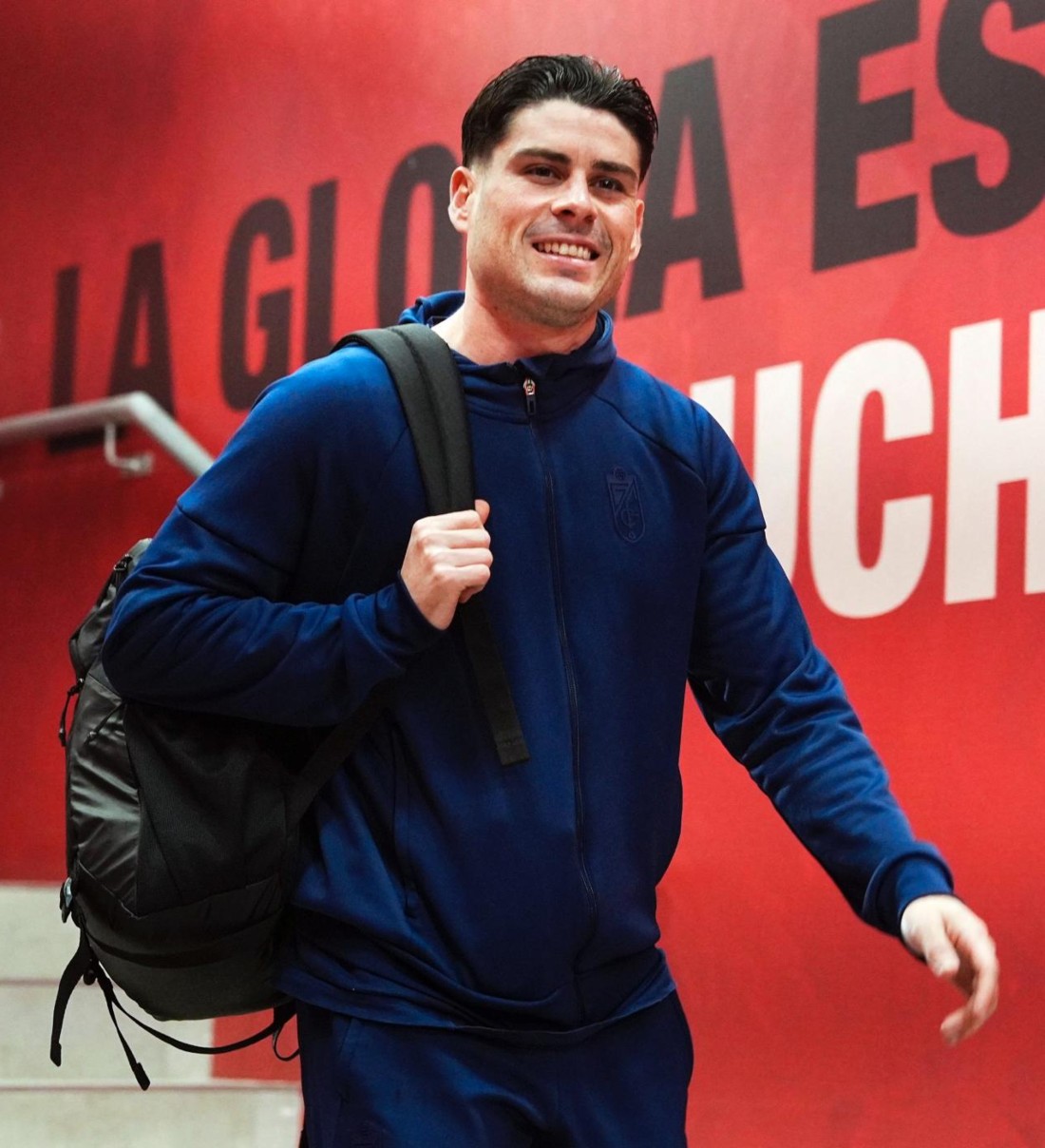 Sergio Ruiz se queda una jornada más en el banquillo (GRANADA CF)