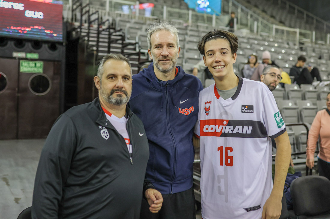 Representación de Granada en Juego en el Torneo de Navidad del Covirán Granada (GPMEDIA)