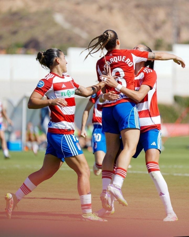El segundo tramo del año ha sido complicado para las rojiblancos (GRANADA CF)