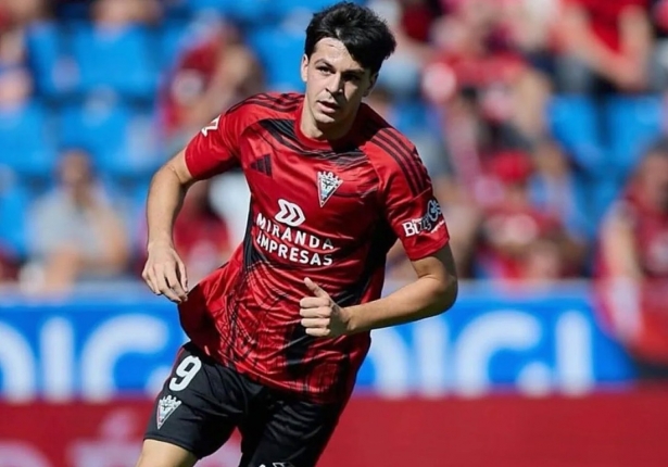 Petit podría ser el delantero que necesita Pacheta (MIRANDÉS)