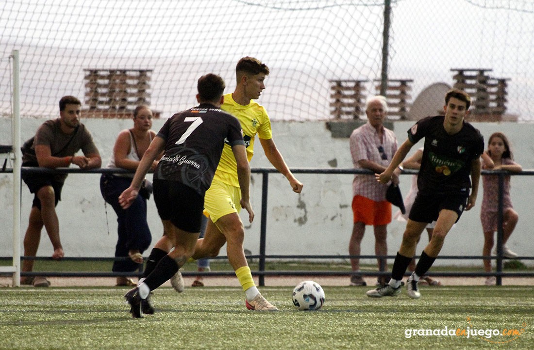 Huétor Vega y Huétor Tájar se cruzaron en la Copa (J. PALMA)