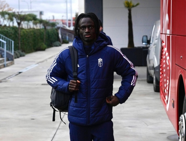 Diocou ha viajado con el equipo hasta Cádiz (GRANADA CF) Diocou ha viajado con el equipo hasta Cádiz (GRANADA CF)