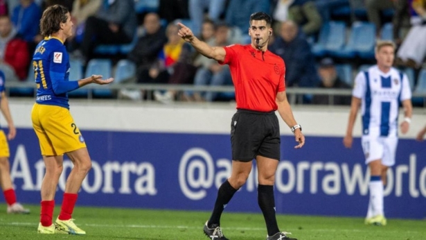 Miguel González se volverá a cruzar con el Granada Miguel González se volverá a cruzar con el Granada