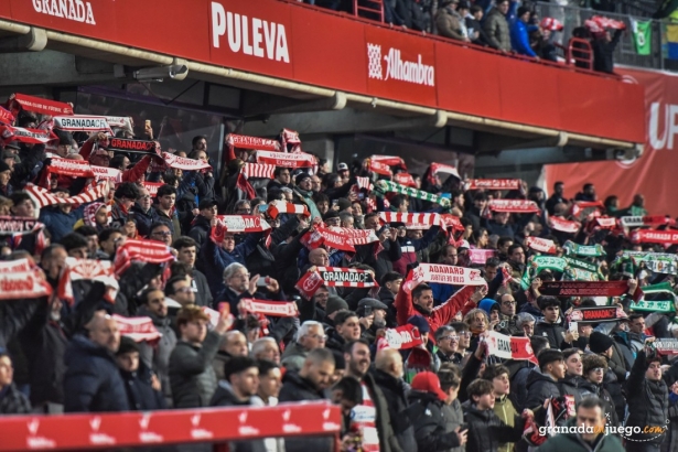 La afición ha vuelto a conectar con el equipo (J.M. BALDOMERO) La afición ha vuelto a conectar con el equipo (J.M. BALDOMERO)