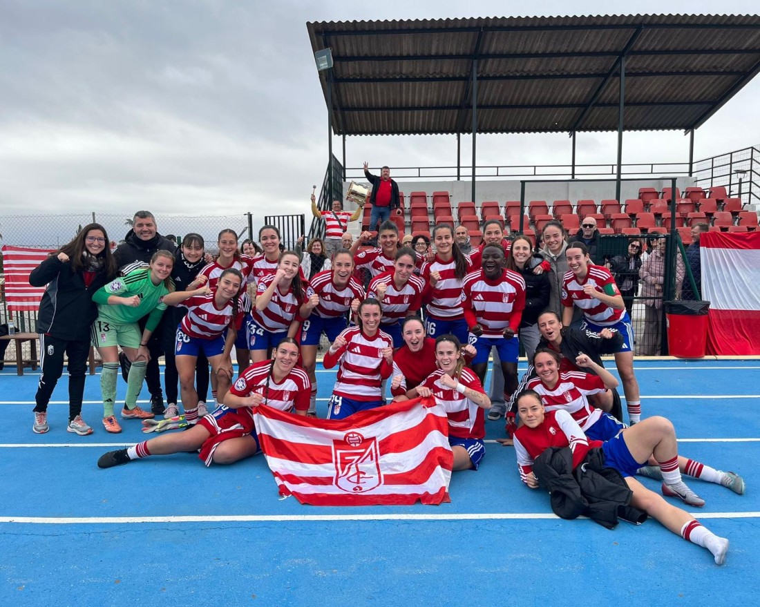 Las rojiblancas pudieron remontar (GRANADA CF)