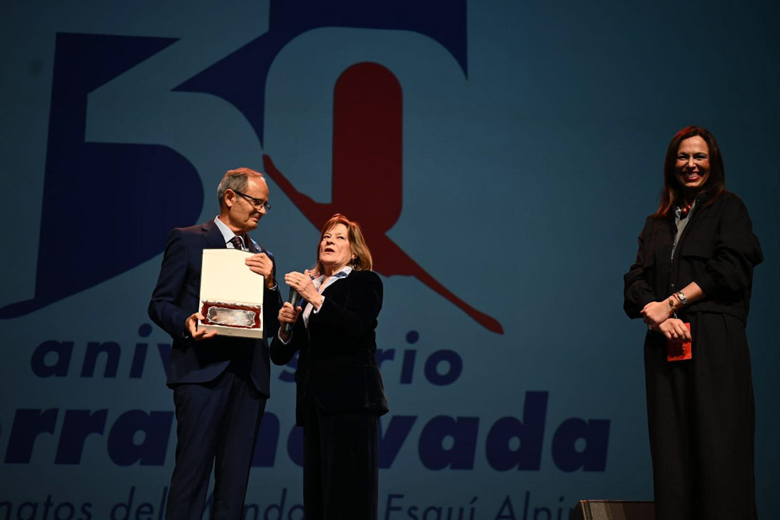 Gala para rememorar el Mundial de Esquí (JUNTA)