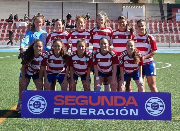 Las rojiblancas se tuvieron que conformar con el empate (GRANADA CF) Las rojiblancas se tuvieron que conformar con el empate (GRANADA CF)