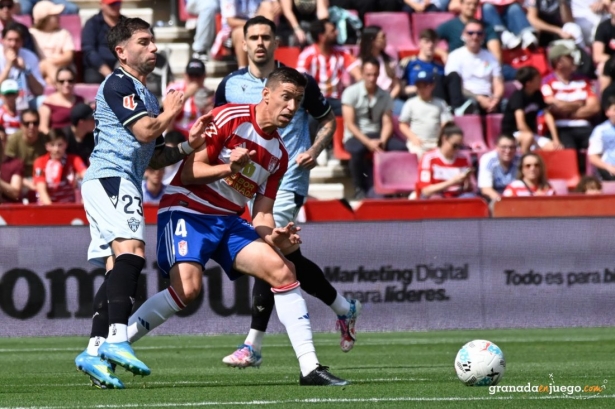Alcaraz fue crítico con la actuación del equipo (J.M. BALDOMERO) Alcaraz fue crítico con la actuación del equipo (J.M. BALDOMERO)