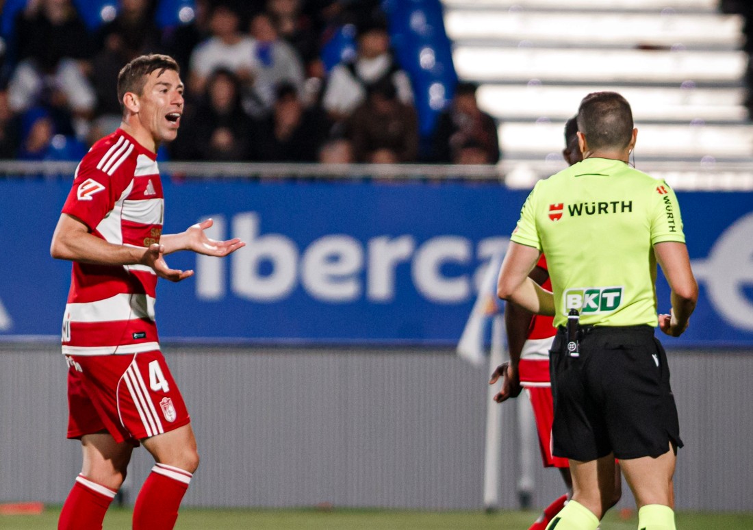 Alcaraz vio la amarilla ante el Zaragoza (LOF)