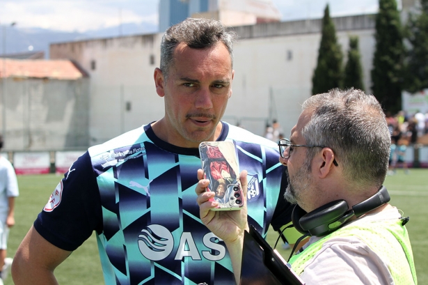 Antonio López atiende los micrófonos de MarcadorEnJuego tras el partido en Churriana (J. PALMA)