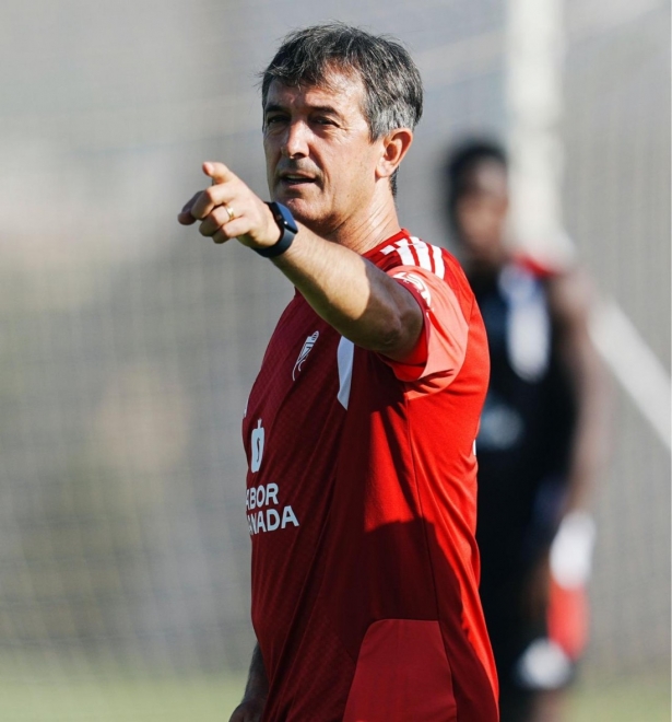Pacheta ha elogiado el rendimiento de los más jóvenes (GRANADA CF) Pacheta ha elogiado el rendimiento de los más jóvenes (GRANADA CF)