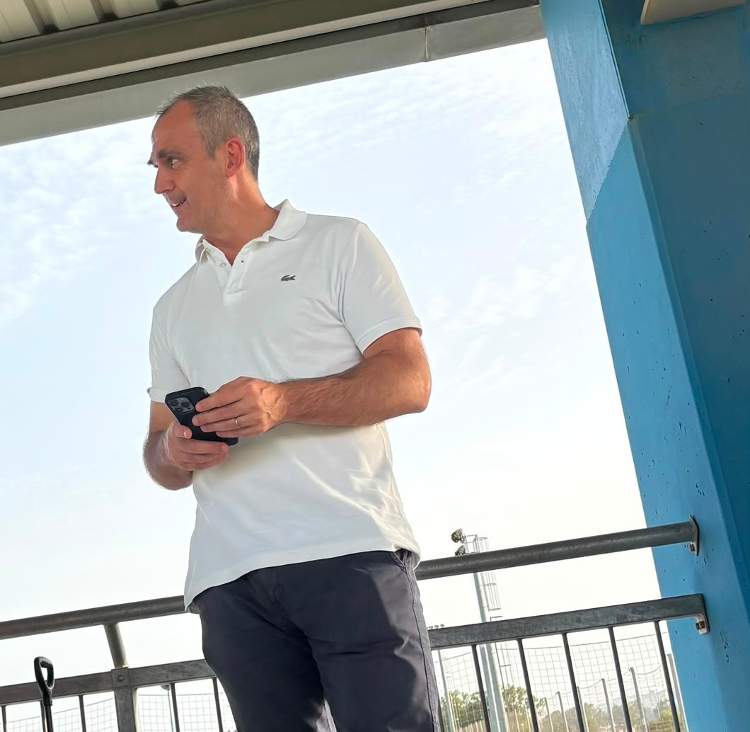 Ignacio Beristain no se quiso perder el estreno veraniego del Granada 