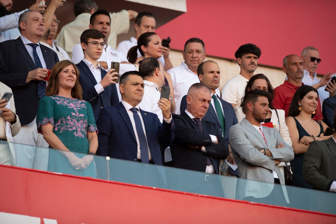 Alcaraz fue el representante del Granada en el palco (GP MEDIA)
