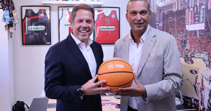 Firma del acuerdo entre ambas instituciones (COVIRAN GRANADA)