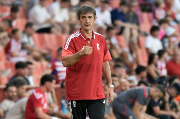 El técnico rojiblanco terminó satisfecho con el rendimiento de los suyos El técnico rojiblanco terminó satisfecho con el rendimiento de los suyos
