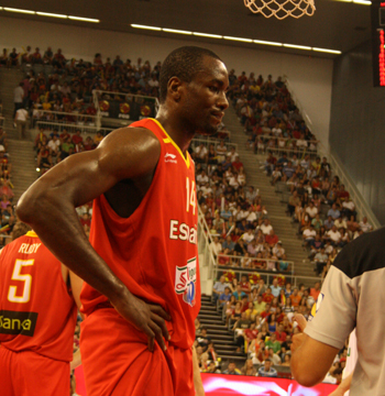 Ibaka volverá a visitar el Palacio de los Deportes de Granada