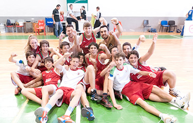 El conjunto granadino celebra su pase a la final (LUCÍA GÁMEZ)