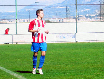 Dani Martínez, jugador juvenil del Arenas de Armilla (GRJ)
