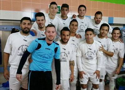 El equipo de Cuarta Andaluza festeja su título 