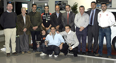 Los premiados del Campeonato Provincial acudieron a las instalaciones de KIA Motors Los premiados del Campeonato Provincial acudieron a las instalaciones de KIA Motors