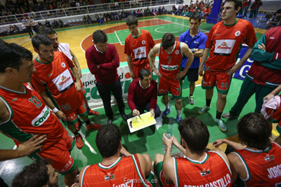 Pablo Pin renueva con el CB Granada 