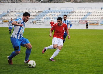 El lateral derecho Vampi volvió a ser uno de los destacados en el CF Motril.