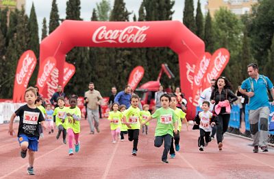 Las carreras escolars, aperitivo de la Media Maratón 